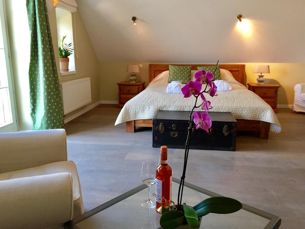 Liszkay Borkuria Hotel Monoszlo Екстериор снимка